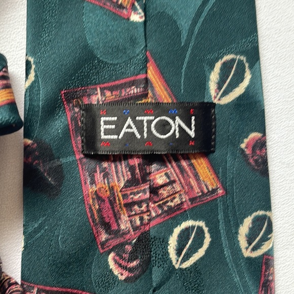 Eaton’s “Very” 1980’s wardrobe pattern silk tie made in Canada - Picture 8 of 8